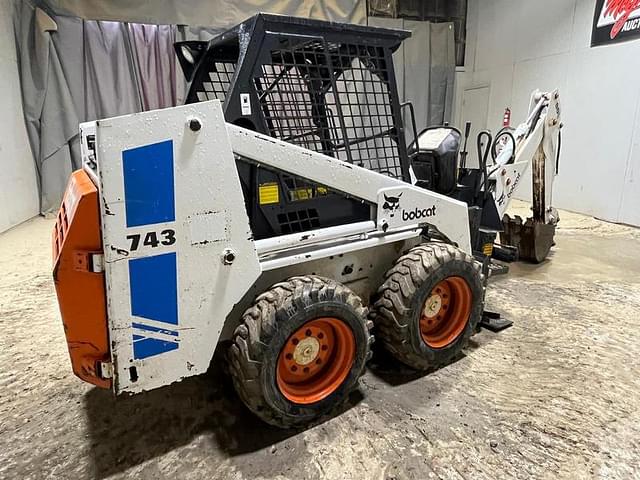 Image of Bobcat 743 equipment image 4