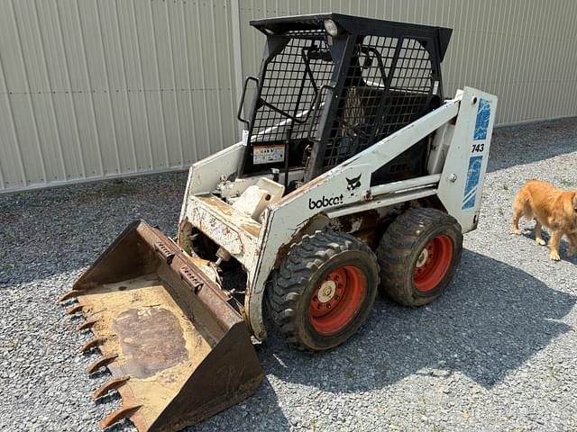 Image of Bobcat 743 equipment image 1