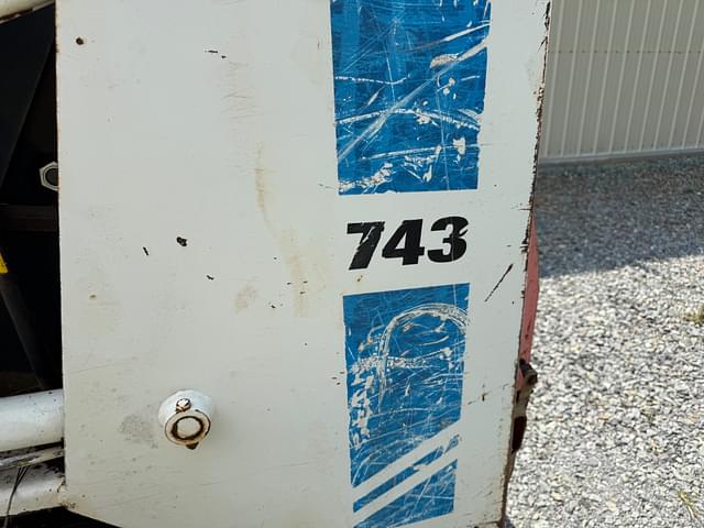 Image of Bobcat 743 equipment image 4