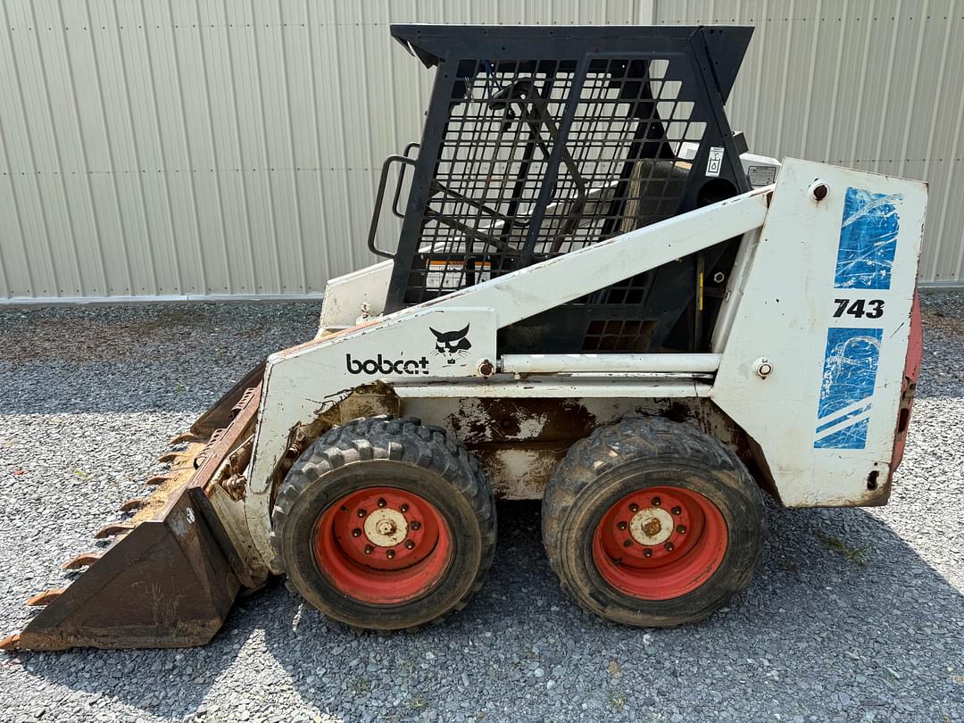 Image of Bobcat 743 Primary image
