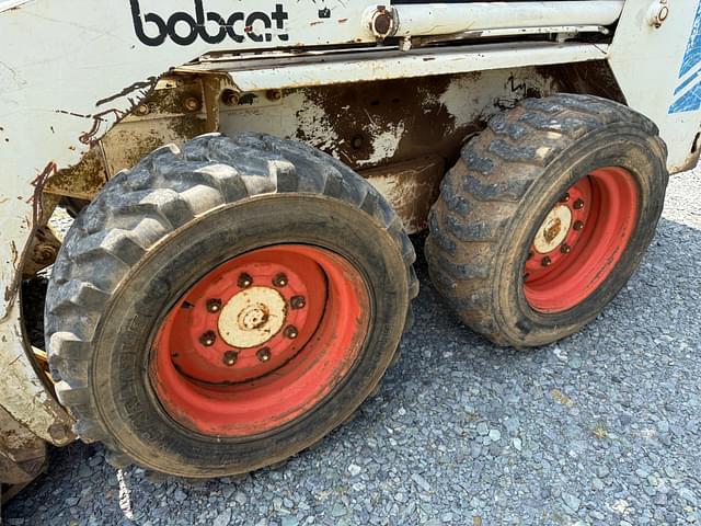 Image of Bobcat 743 equipment image 2