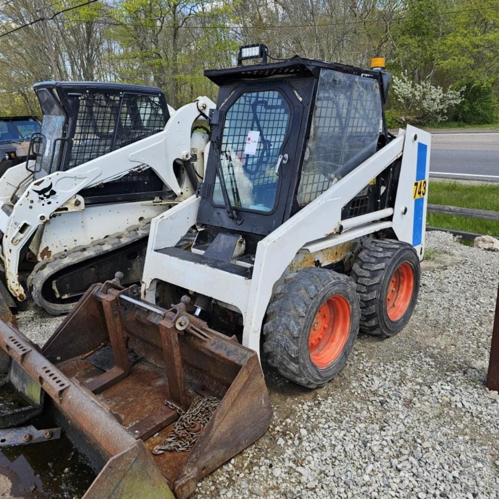Main image Bobcat 743