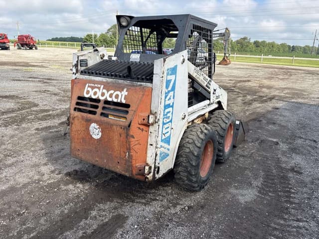 Image of Bobcat 743B equipment image 2