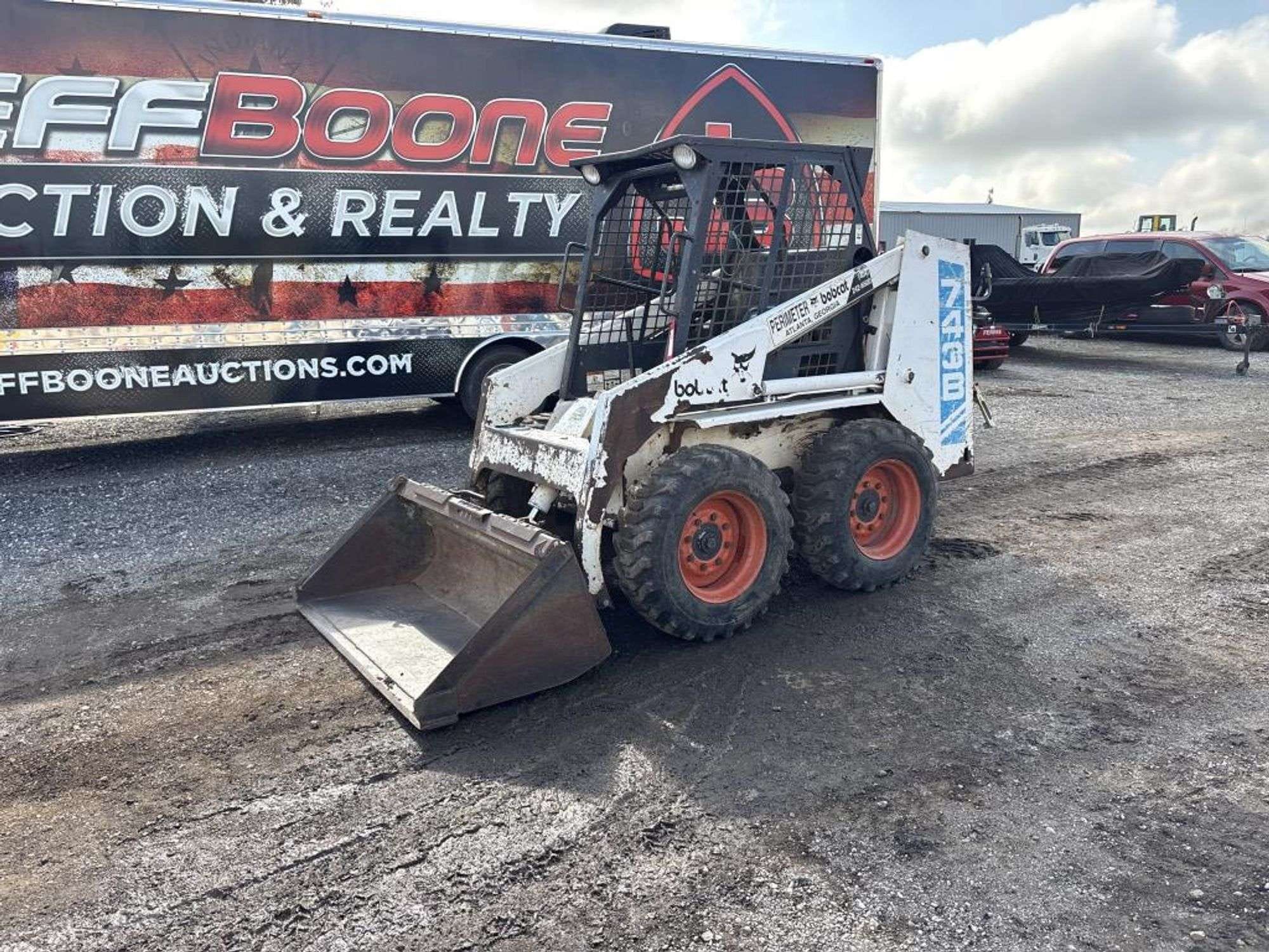 Bobcat 743B Equipment Image0