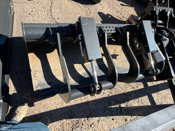 Bobcat 74IGB Equipment Image0