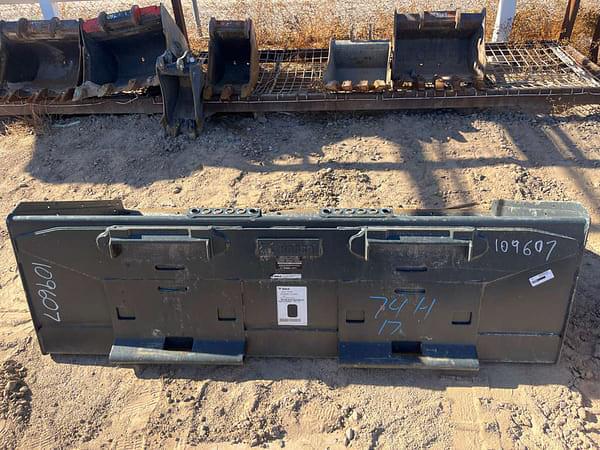 Image of Bobcat 74SDBKT equipment image 4