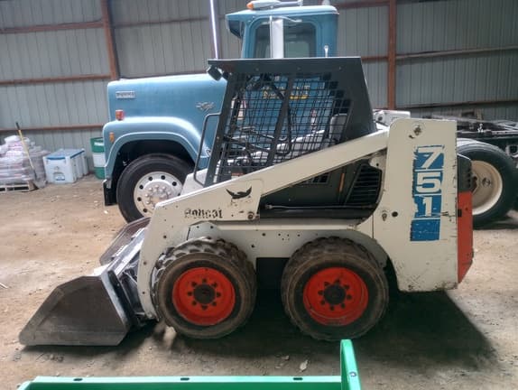 Image of Bobcat 751 equipment image 1