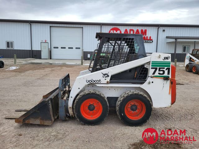 Image of Bobcat 751 equipment image 4