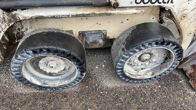 Image of Bobcat 751 equipment image 4