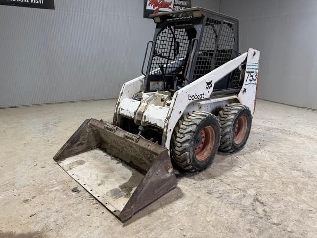 Image of Bobcat 753 equipment image 1
