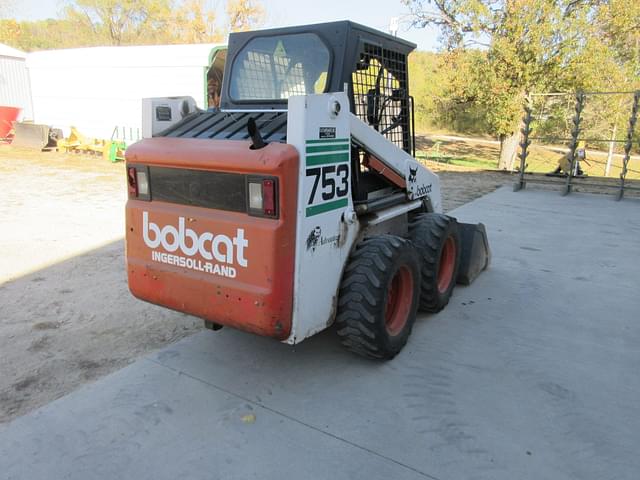 Image of Bobcat 753 equipment image 2