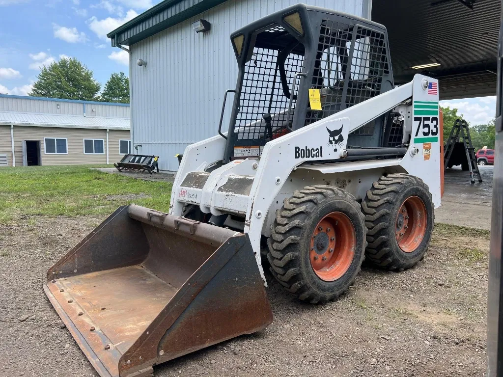 Bobcat 753 Equipment Image0