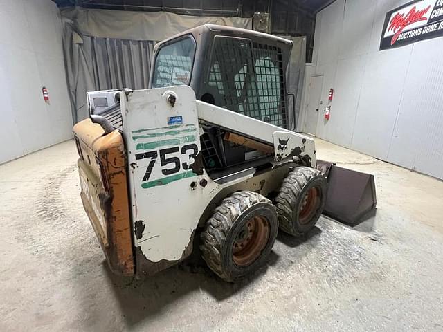 Image of Bobcat 753 equipment image 4