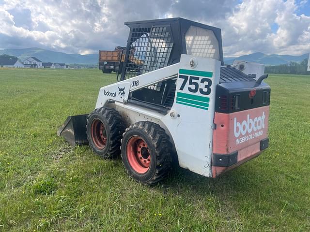 Image of Bobcat 753 equipment image 1