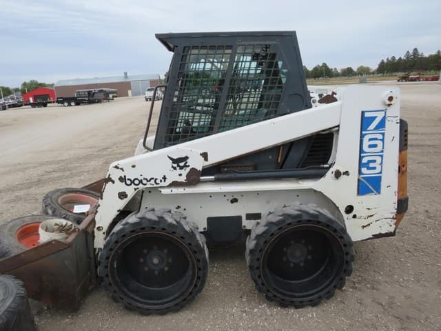 Image of Bobcat 763 equipment image 4