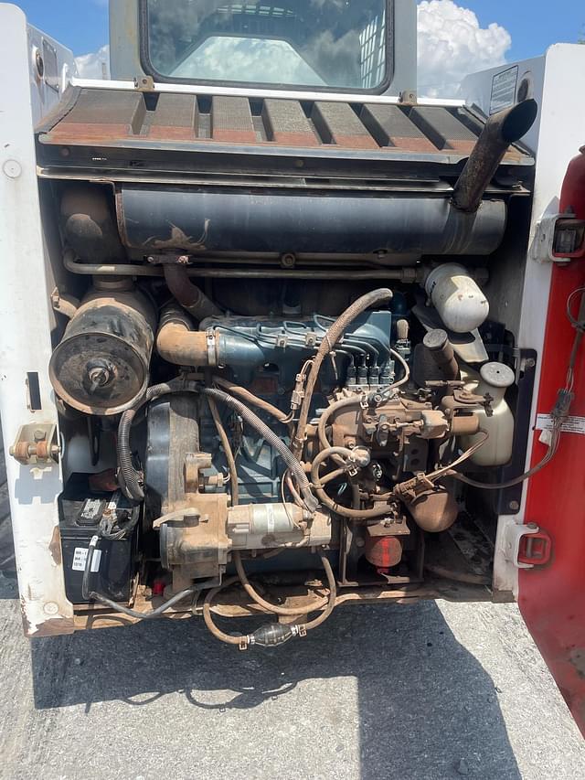 Image of Bobcat 763 equipment image 4