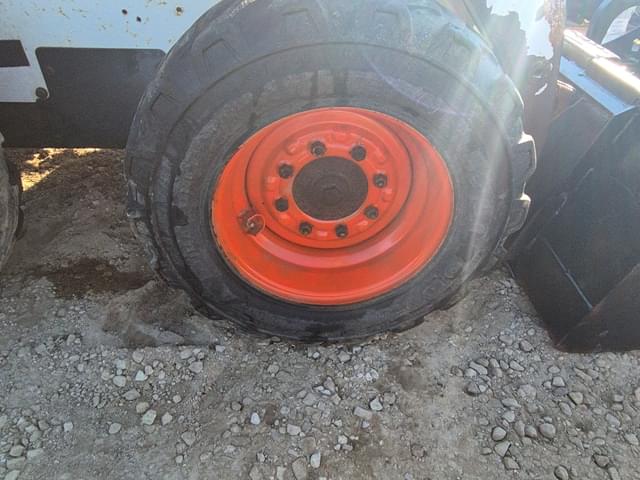 Image of Bobcat 763 equipment image 3