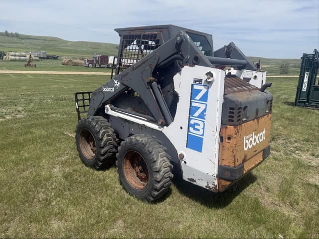 Image of Bobcat 773 equipment image 2