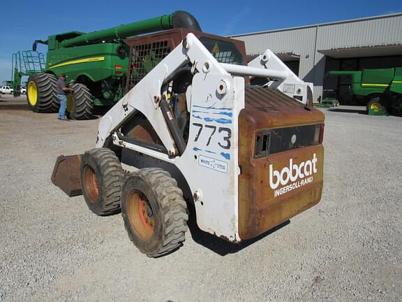 Image of Bobcat 773 equipment image 2