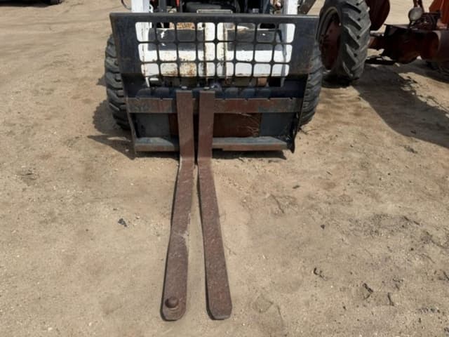 Image of Bobcat 773 equipment image 2
