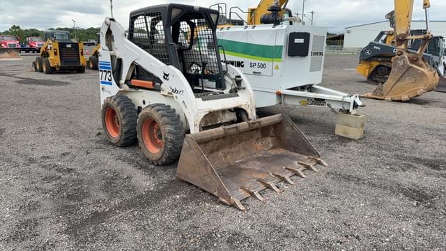 Image of Bobcat 773 equipment image 2