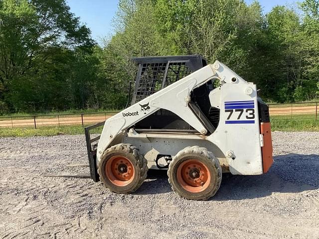 Image of Bobcat 773 equipment image 2