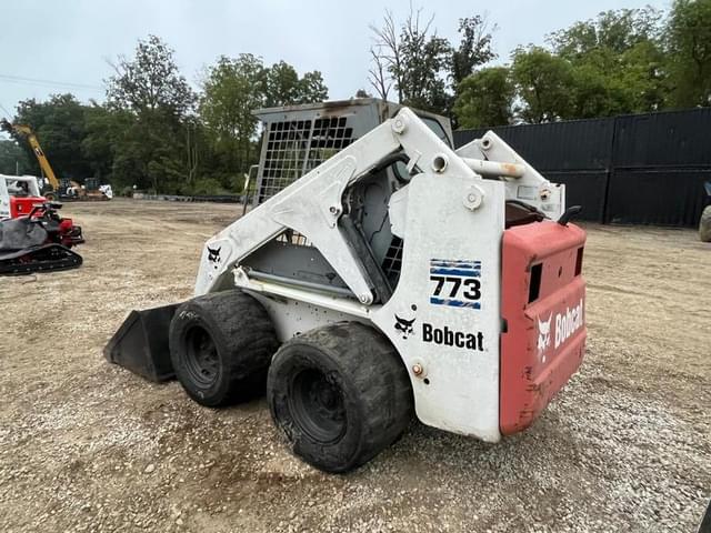 Image of Bobcat 773 equipment image 2