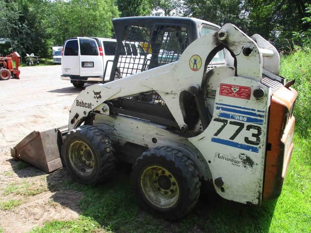 Image of Bobcat 773 equipment image 4