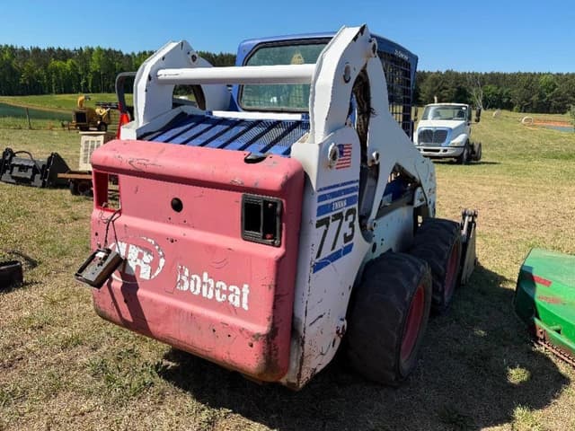 Image of Bobcat 773 equipment image 4