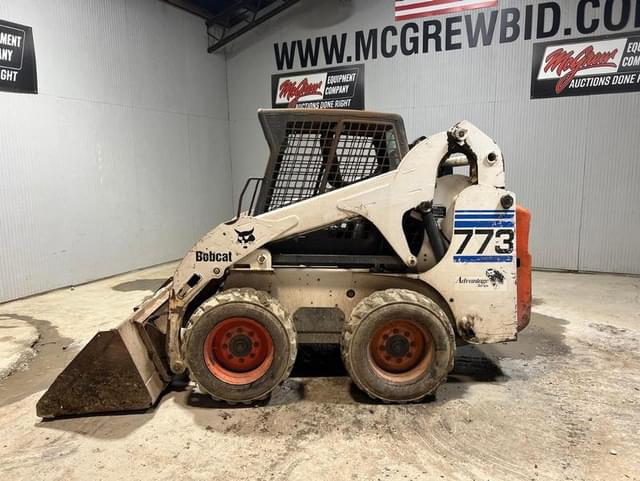 Image of Bobcat 773 equipment image 2