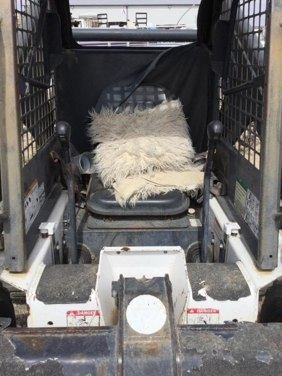 Image of Bobcat 7753 equipment image 2