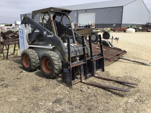 Image of Bobcat 7753 equipment image 1
