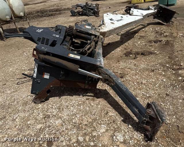 Image of Bobcat 811 equipment image 3