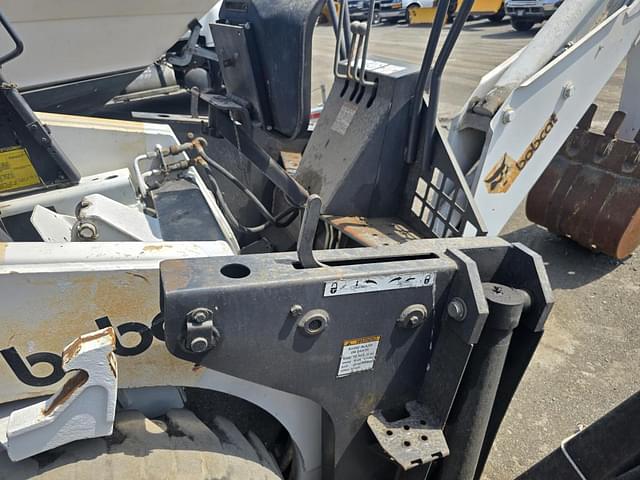 Image of Bobcat 811 equipment image 3