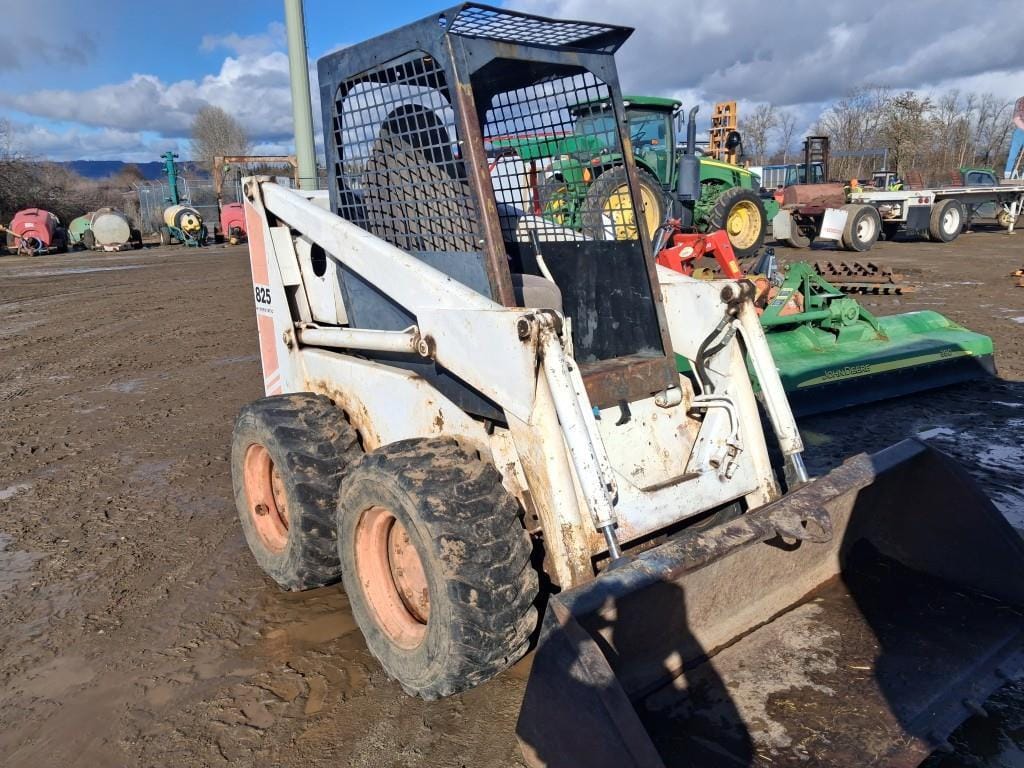 Bobcat 825 Equipment Image0