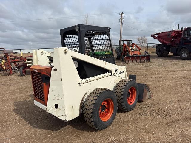 Image of Bobcat 825 equipment image 4