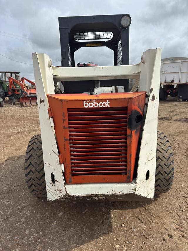 Image of Bobcat 825 equipment image 3