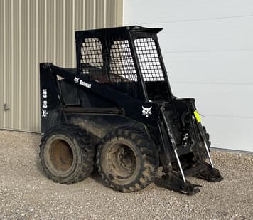 Main image Bobcat 825