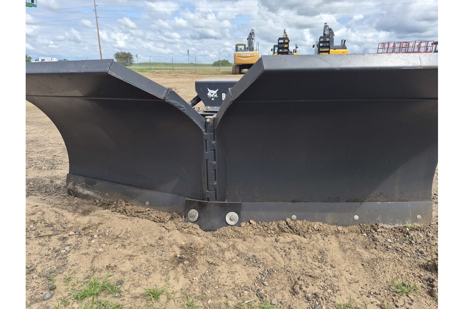 Bobcat Undetermined Equipment Image0
