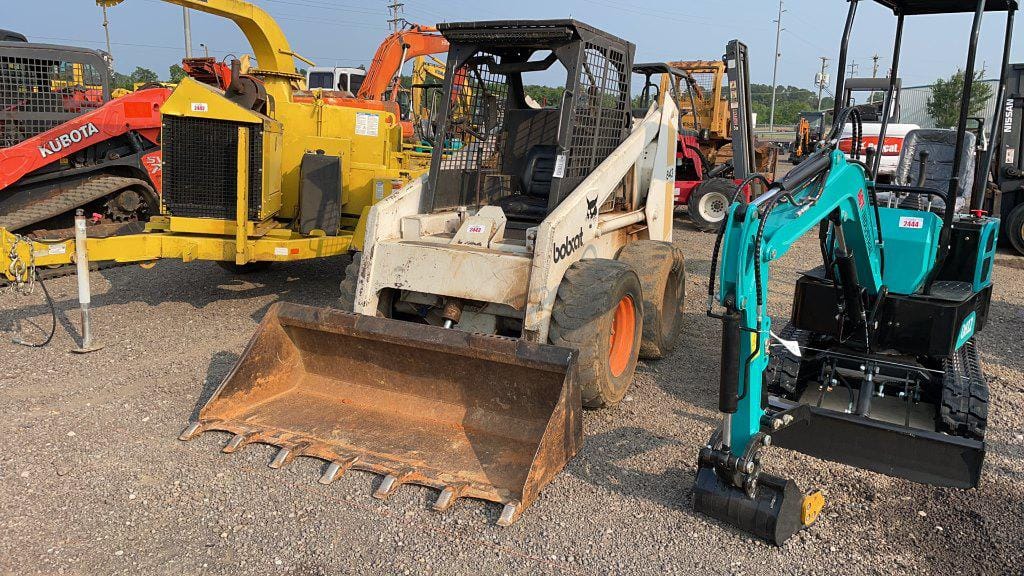 Main image Bobcat 843
