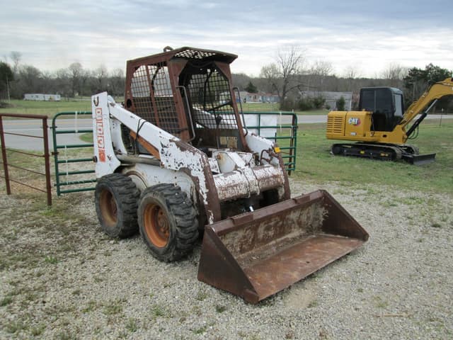 Image of Bobcat 853 equipment image 1