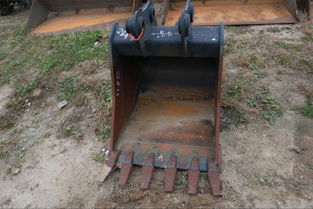 Image of Paladin Compact Excavator Bucket Primary image