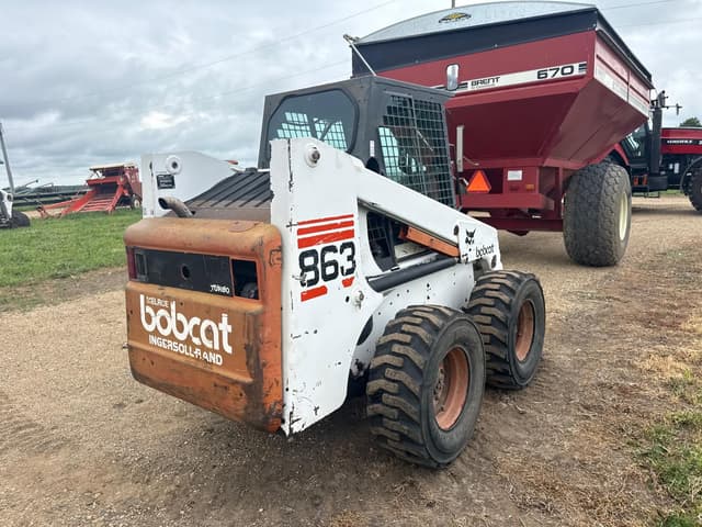 Image of Bobcat 863 equipment image 4