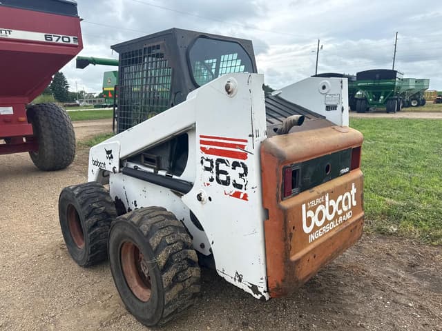 Image of Bobcat 863 equipment image 2