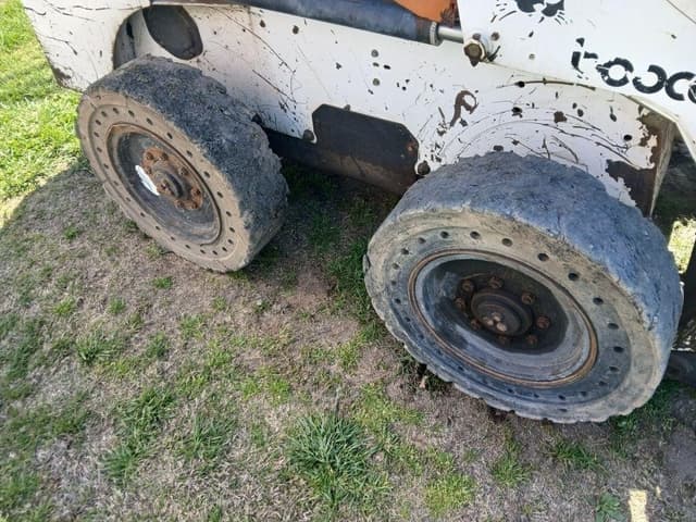 Image of Bobcat 863 equipment image 3