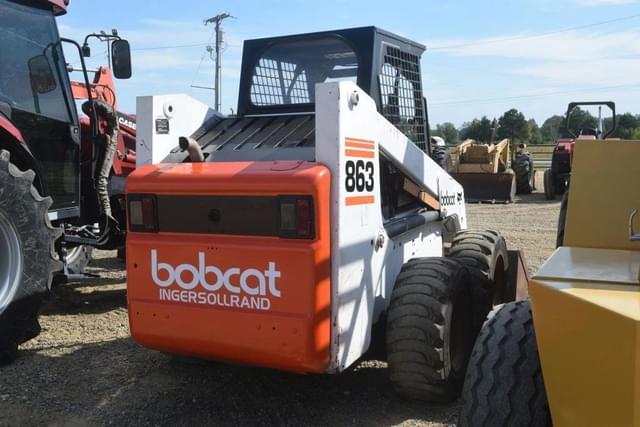 Image of Bobcat 863 equipment image 2