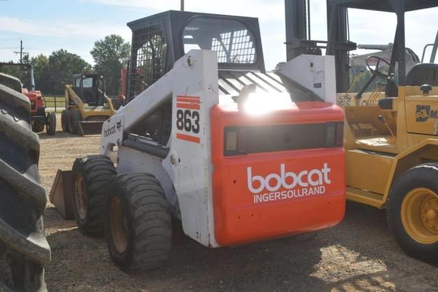 Image of Bobcat 863 equipment image 1