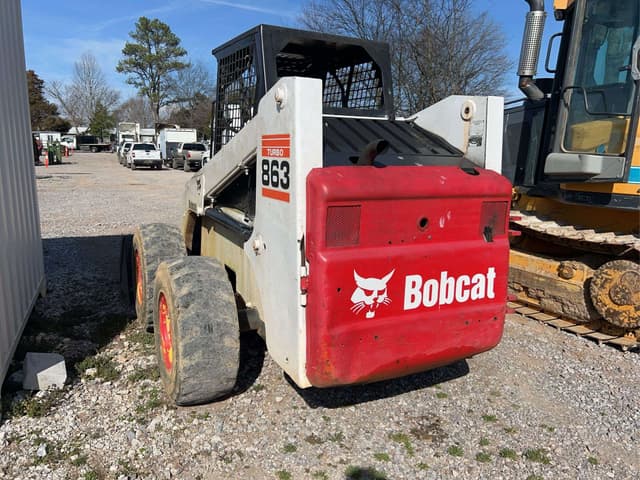 Image of Bobcat 863 equipment image 2