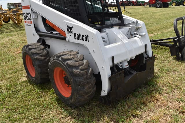 Image of Bobcat 863 equipment image 4