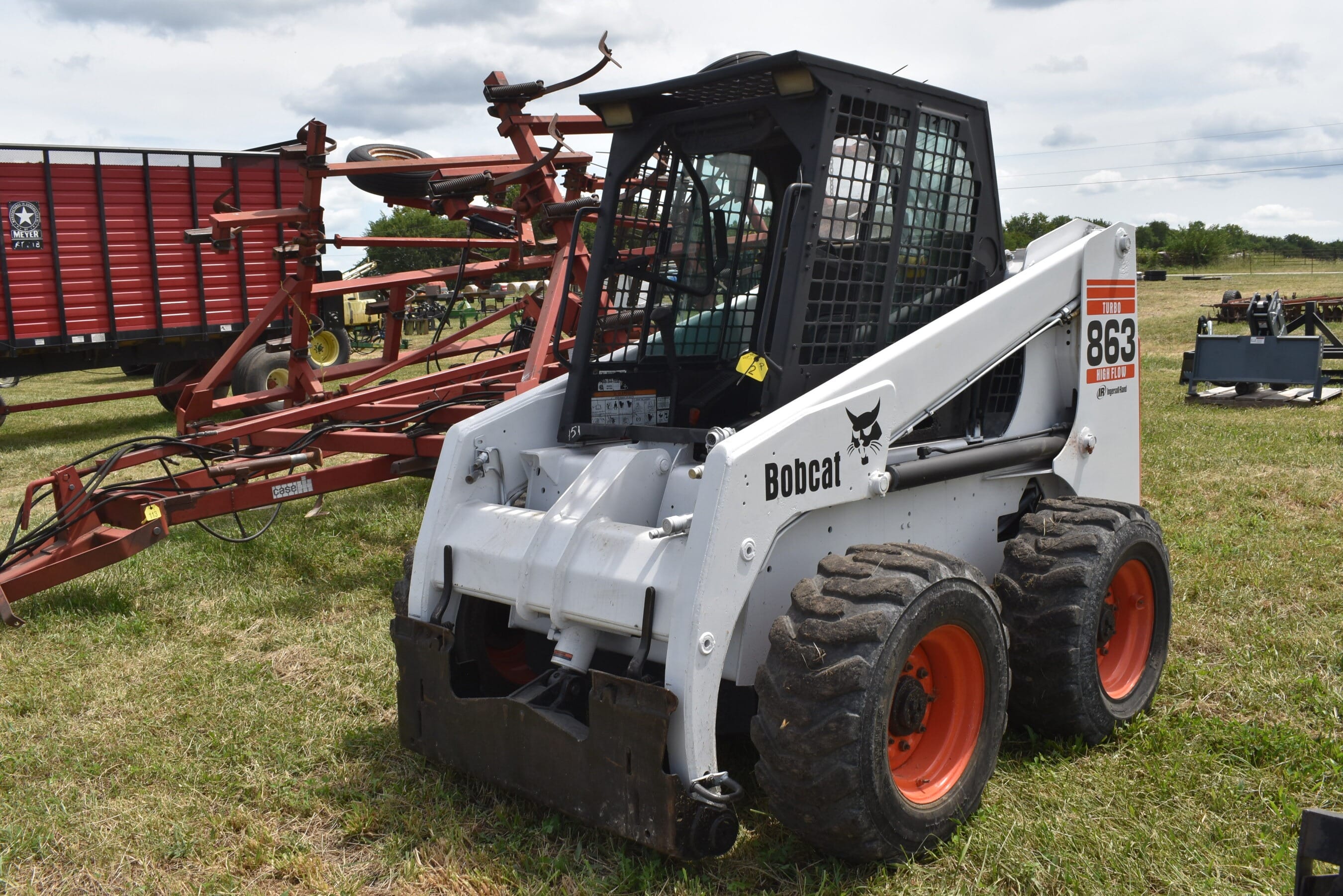 Bobcat 863 Equipment Image0